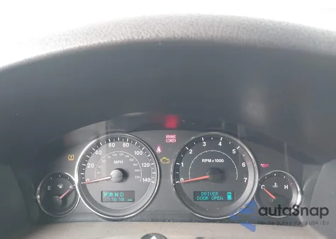 2006 Jeep Commander from USA, damaged, VIN 1J8HG48N26C232072